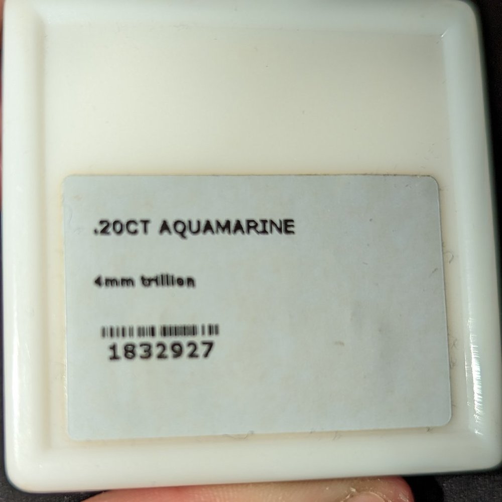 Large set of Aquamarine in Trilliant cuts loose gemstones - Picture 2 of 4